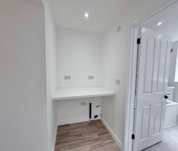 3 bedroom terraced house to rent - Photo 6