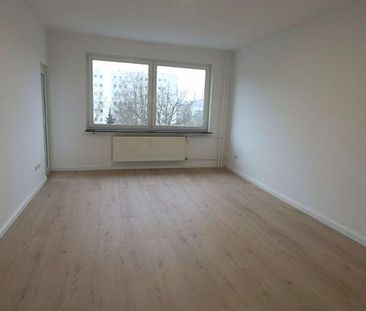 3-Zimmer-Wohnung - Erstbezug nach Komplettsanierung in Tempelhof - Photo 1