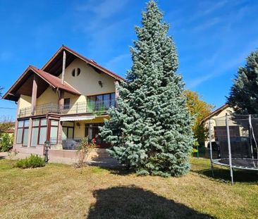 CASA DE LUX DE INCHIRIAT IN SANPETRU MOBILATA SI UTILATA PREMIUM - Fotografie 2