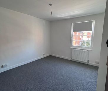 2 bedroom house to rent - Photo 3