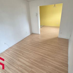 Appartement Pont-Viau (Laval) À Louer - Photo 2