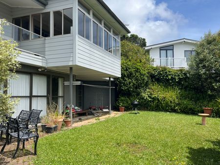 Spacious 4-Bedroom Home with Stunning Views on Bleakhouse Road - Photo 2