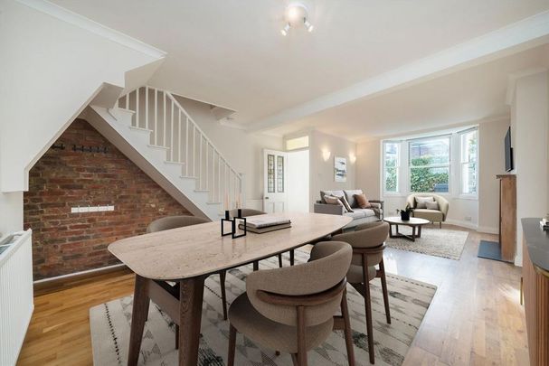 4 bedroom semi-detached house to rent - Photo 1