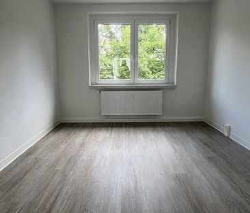 Herausgeputzte 2 Zimmerwohnung mit Balkon und Wannenbad! Ab November 2024 anmietbar! - Photo 5