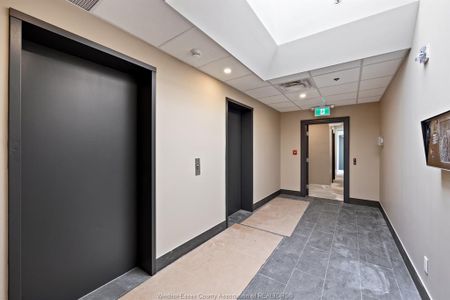 For Lease - 1500 OUELLETTE Unit# 401, Windsor, Ontario - Photo 4