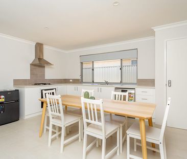2/17 Westport Street, Madora Bay, WA 6210 - Photo 3