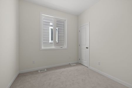 For Lease - 9 Golf Links Drive, Loyalist, Ontario - Photo 4