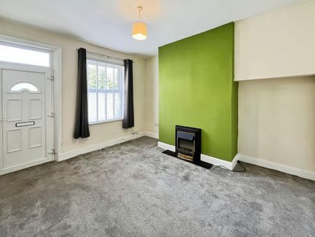 2 bedroom terraced house to rent - Photo 2