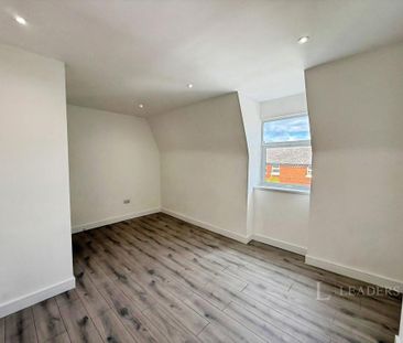 4 bedroom terraced house to rent - Photo 5