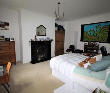 4 bedroom private hall to rent - Photo 5