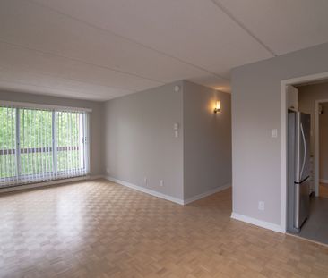 1550 Avenue Filion - Photo 1