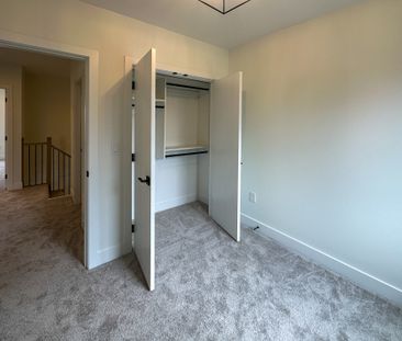 Brand New 3 Bed Townhouse | Langley | Double Garage | Unit 2 - Photo 4