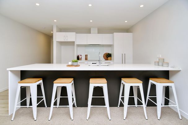 Modern and Convenient! - Photo 1