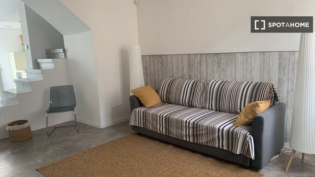 Piso de alquiler en Centre - Photo 1