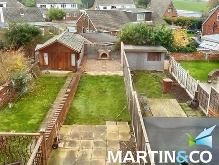 3 bedroom terraced house to rent - Photo 2