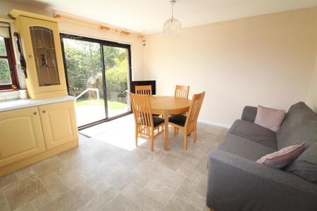10 Blackthorn Road, Newtownabbey, BT37 0GH - Photo 5