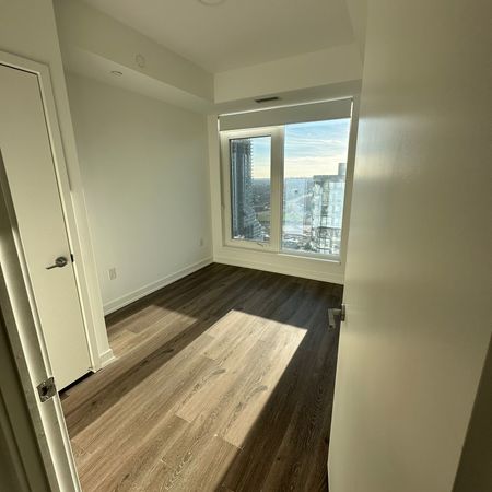 For Lease - 395 Square One Drive Unit# 1910, Mississauga, Ontario - Photo 3