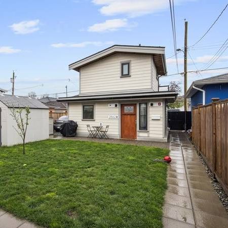 2 Bed 1.5 Baths New Laneway House in East Vancouver - Photo 1