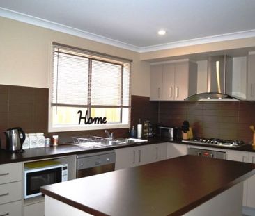 GREAT HOME, GREAT LOCATION - Photo 3