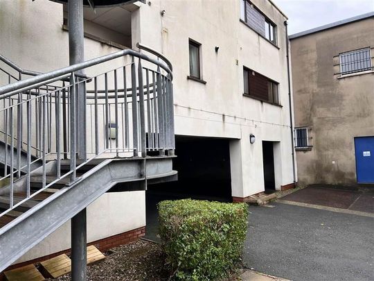 32b Mark Street, Newtownards, BT23 4DT - Photo 1