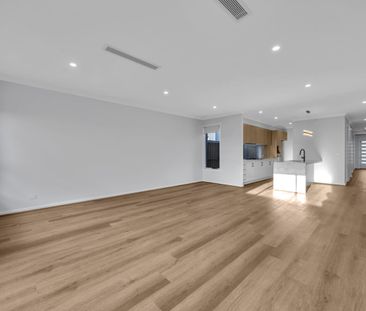 Luxurious 4 Bedroom -Suburb & Estate: Strathtulloh - Ellerton Estate - Photo 2
