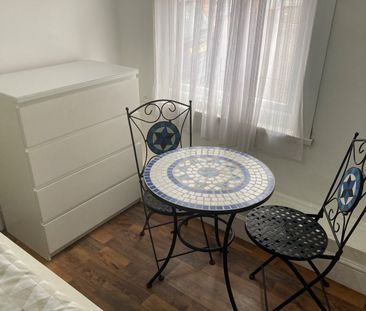 Studio Flat, Coventry, CV2 - Photo 5