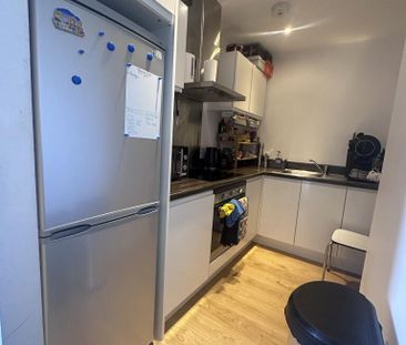 Studio to rent - Photo 2