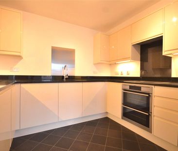 High Street, Horley, Surrey, RH6 - Photo 6