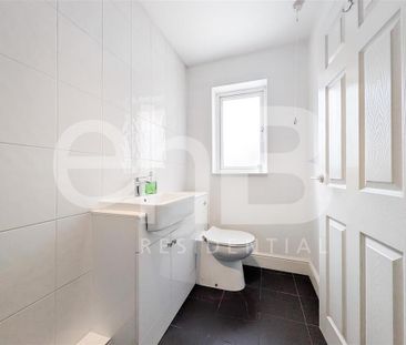 2 bedroom terraced house to rent - Photo 6
