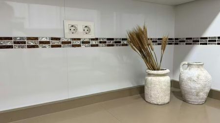 Carrer de lOmet, Valencia, Valencian Community 46011 - Photo 4