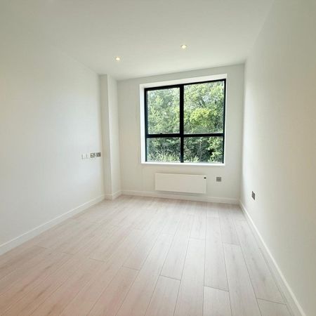 Compass House, Camberley, Surrey, GU15 - Photo 4