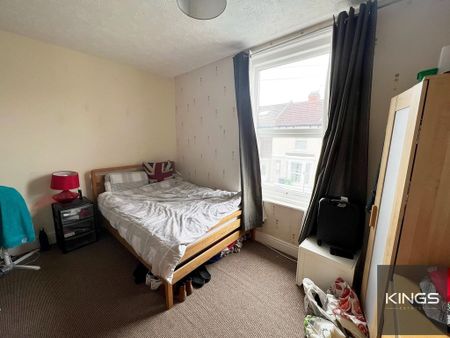 4 bedroom terraced house to rent - Photo 5