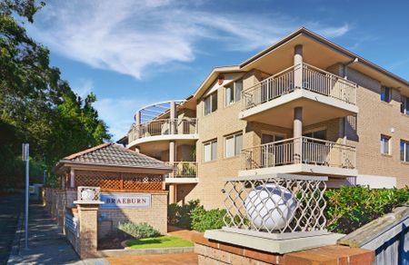 Modern 2 Bed, 2 Bath Unit with Balcony in Prime Point Frederick Location - Photo 4