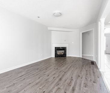 For Lease - 2529 Longridge Crescent, Oakville, Ontario - Photo 3