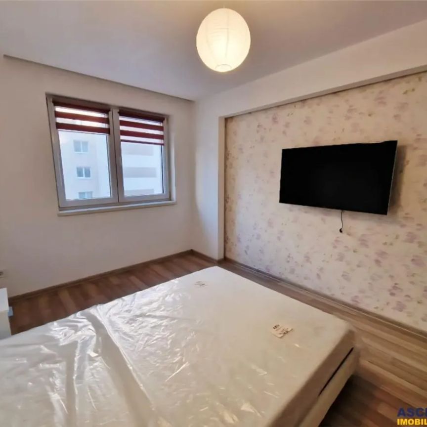Apartament doua camere, structura decomandata, Urban Tractorul, Brasov - Photo 1