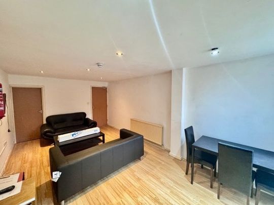 *£110PPPW* Frederick Grove, lenton, NG7, Property for rent - Photo 1