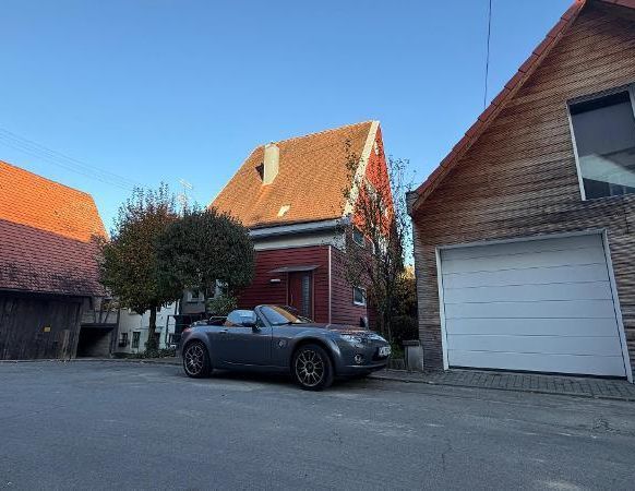 Freestanding single Family home 3 bedrooms 3 bathrooms + lots of storage near the nature! - Photo 1