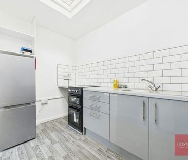 Flat to rent on - Photo 6