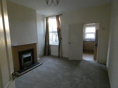 3 bedroom terraced house to rent - Photo 2