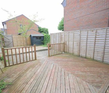 2 bedroom semi-detached house to rent - Photo 6