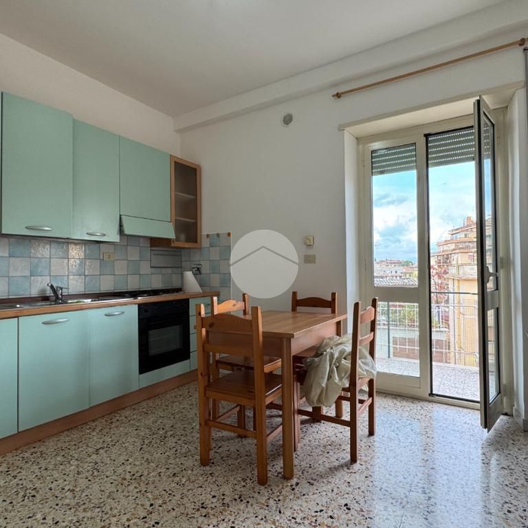 Bilocale in affitto - Photo 2