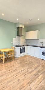 1 Bed Flat, Park Street, LU1 - Photo 3