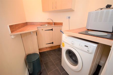 1 bedroom flat to rent - Photo 5