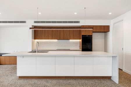 36A Venice St, Mornington VIC 3931 - House For Rent | Domain - Photo 3