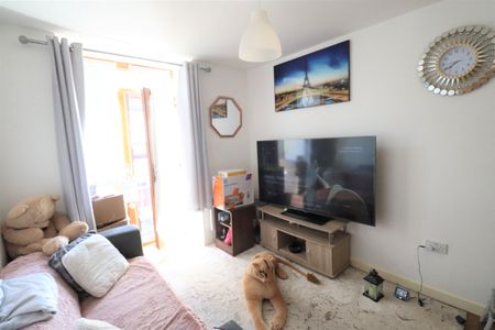 1 bedroom apartment to rent - Photo 4