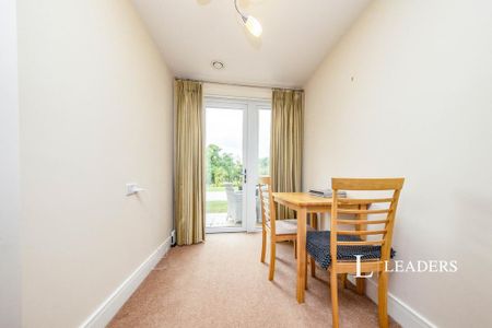 1 bedroom flat to rent - Photo 4