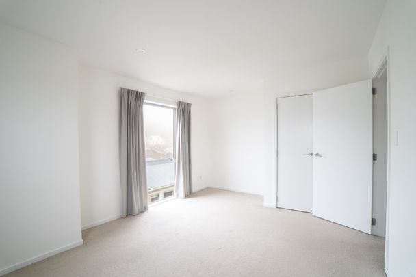 13/32 Dr Taylor Terrace, Johnsonville - Photo 1