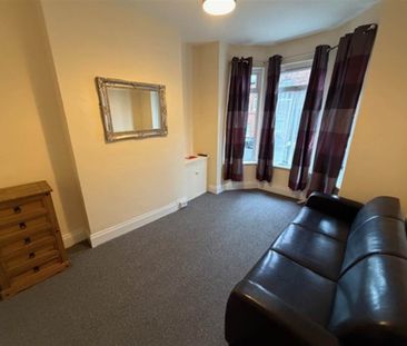 18 Ridgeway Street, Stranmillis , Belfast , BT9 5FB - Photo 2