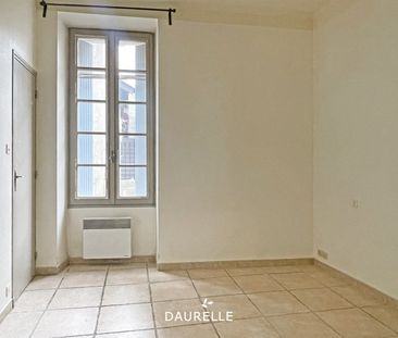 Location Appartement 2 pièces 42m² CHATEAURENARD 13160 - Photo 1