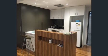 Ground Floor Apartment in a Prime Williamstown Location - Photo 5